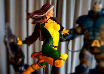 sideshow-rogue-vs-apocalypse